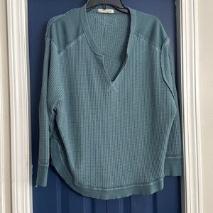 Urban Daizy Waffle Pullover Size M